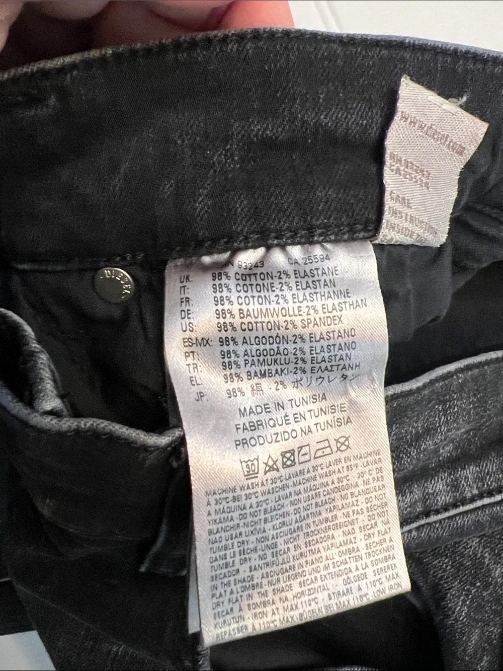 DIESEL WOMEN’S GRUPEE SUPER SLIM- SKINNY LOW WAIST DISTRESSED BLACK/GRAY 27x30